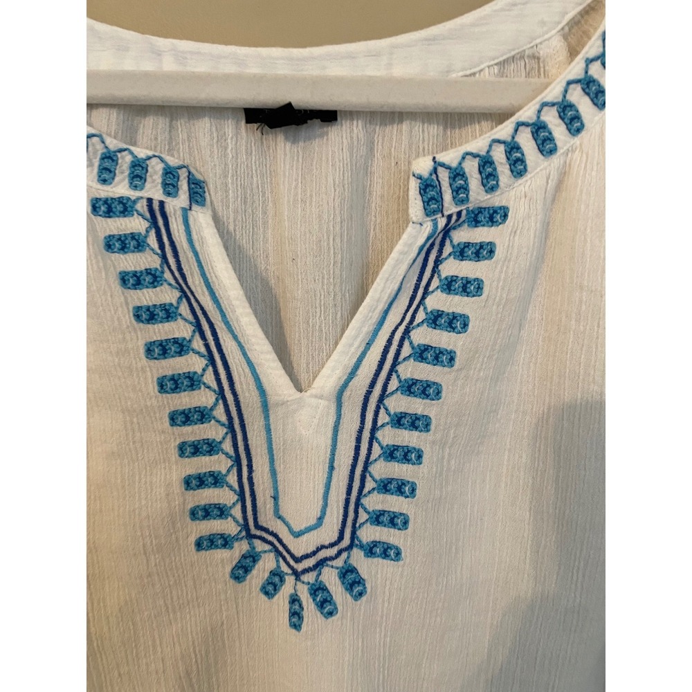 Talbots Size L Gauze Popover Tunic Top‎ White Blue Embroidered Vacation Summer - Picture 4 of 7